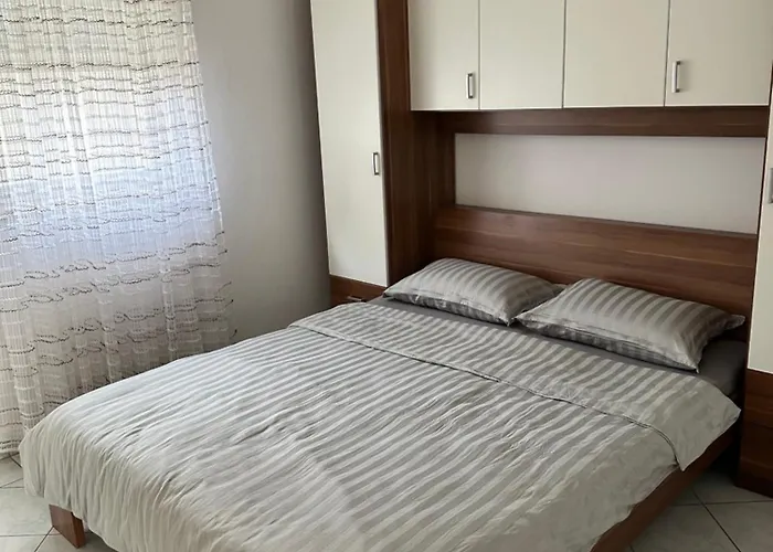 Appartement Kristina Vir